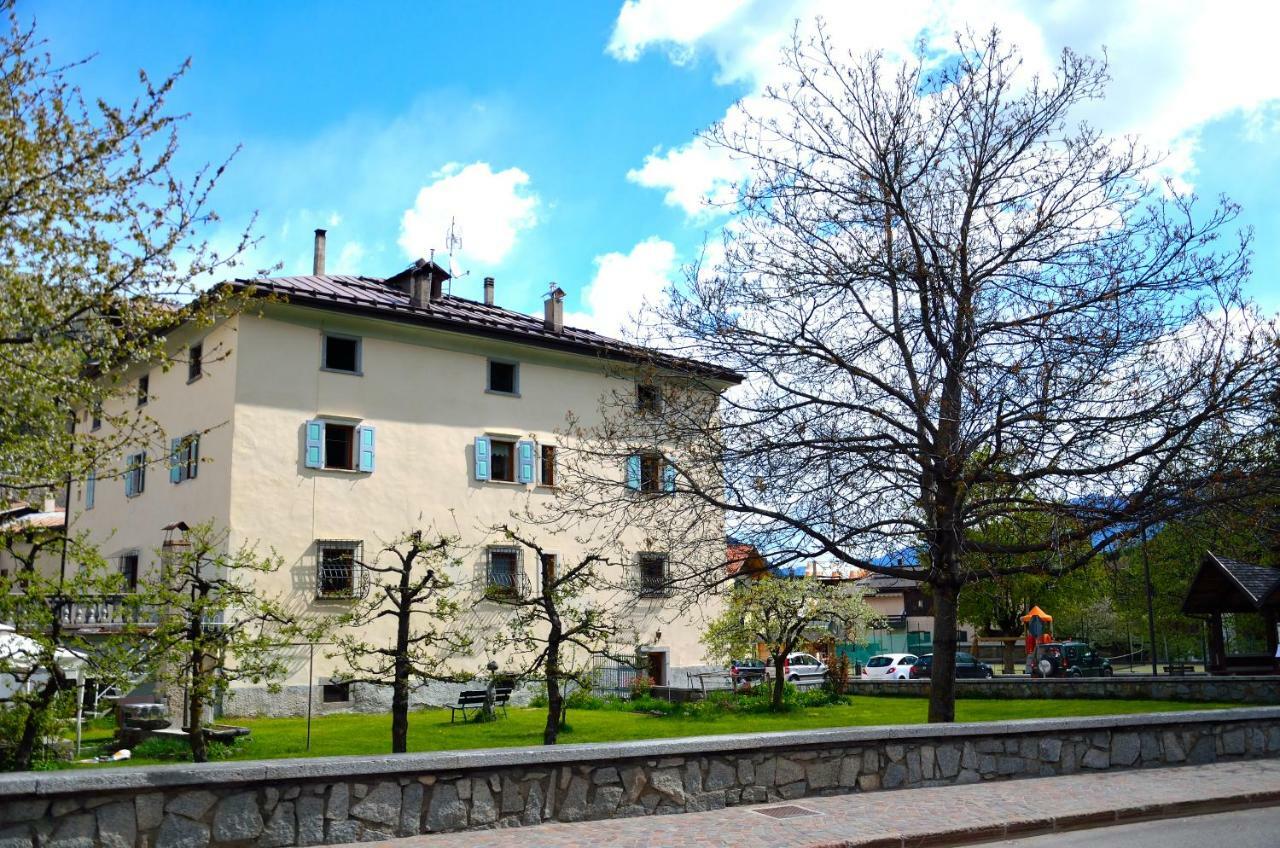 B&B Ca Dei Baroni Pellizzano Exterior photo