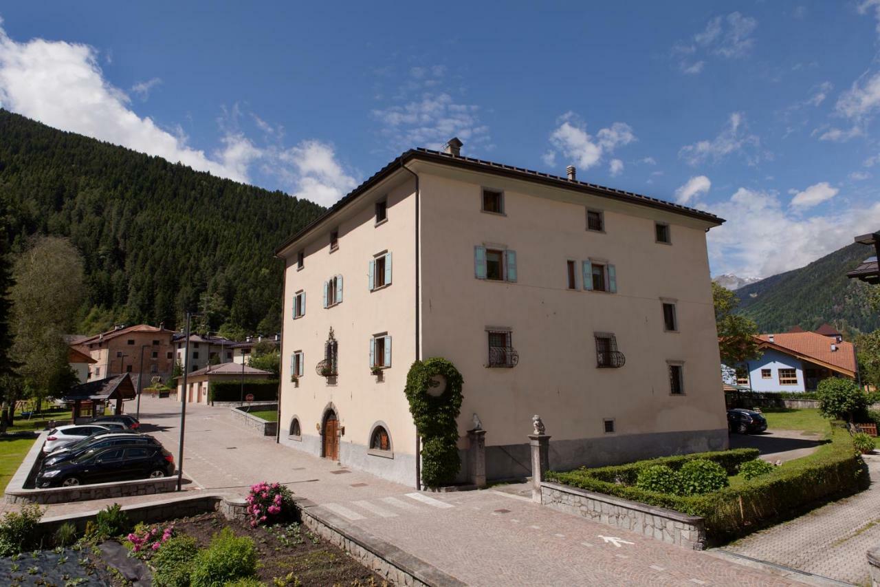 B&B Ca Dei Baroni Pellizzano Exterior photo
